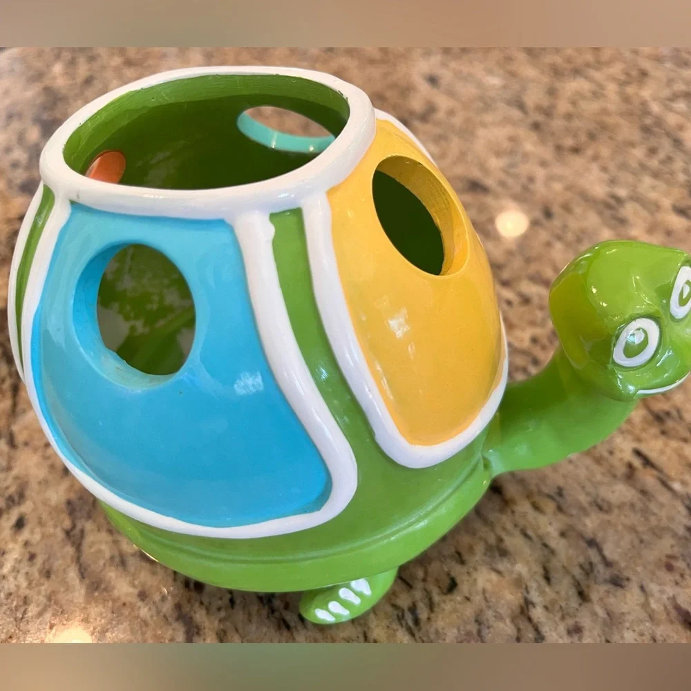 Kids Blue yellow green fish and tortoise hand soap dispenser toothbrush holder